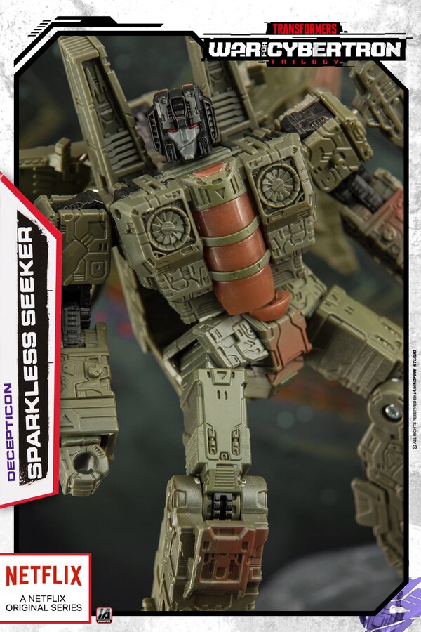 Netflix Transformers Decepticon Sparkless Seeker Toy Photography By IAMNOFIRE  (11 of 18)